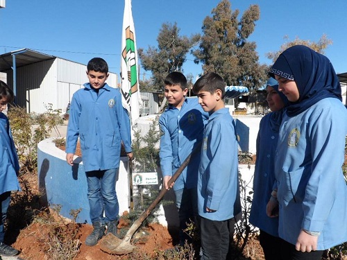 بصمة خضراء في ثانوية الباقر(ع)- الهرمل