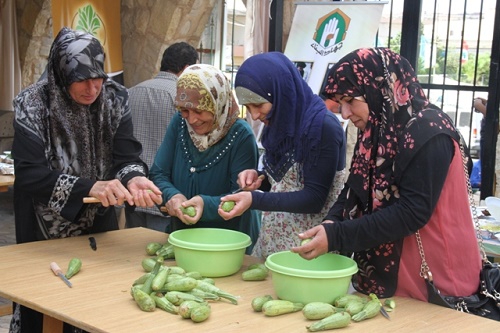 جهاد البناء تقيم مهرجان زراعي تراثي في بلدة عيترون