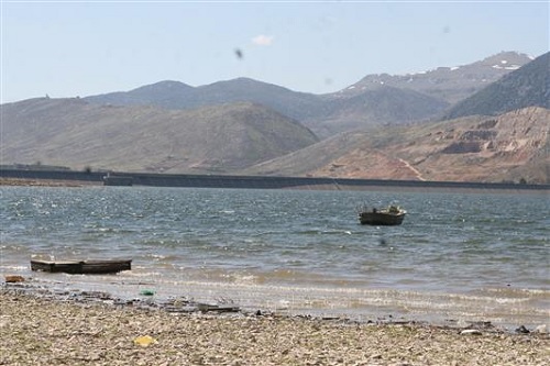 بحيرة القرعون: 170 مليون متر مكعب