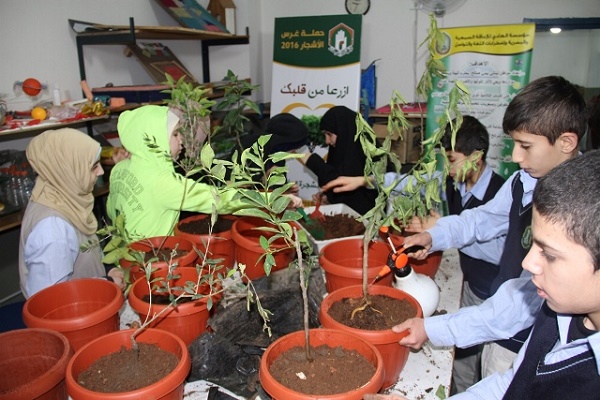 نشاط بيئي زراعي في مؤسسة الهادي (ع)