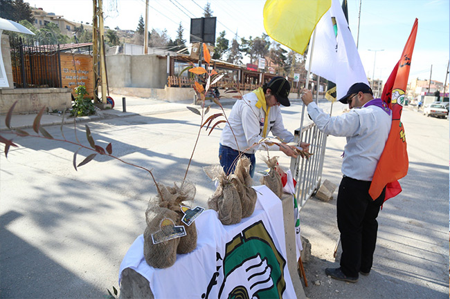 توزيع أشجار في مدينة بعلبك - جهاد البناء