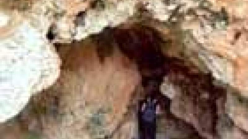 مغاور ومحابس اكتشفت حديثاً في وادي قنوبين