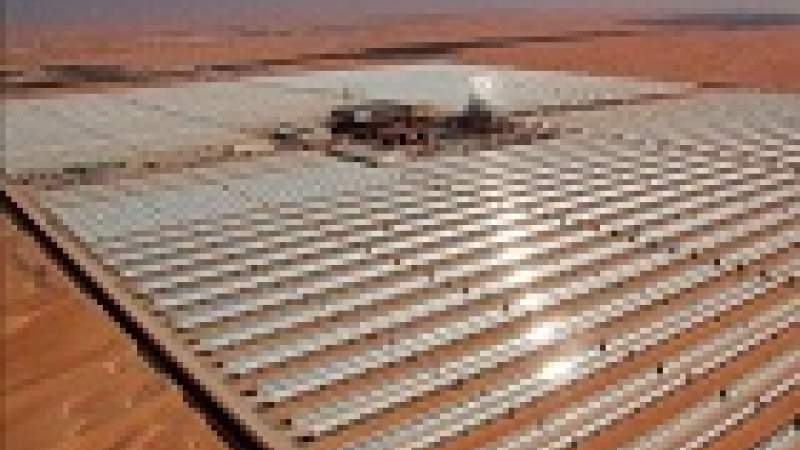 تركيب أكبر محطة للطاقة الشمسية في الشرق