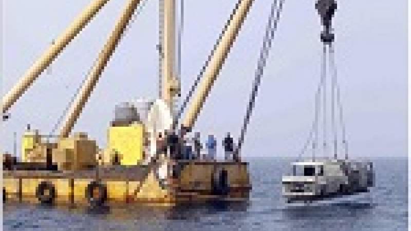 هل إنشاء حيد بحري من الآليات التالفة يجوز «بيئياً»؟!